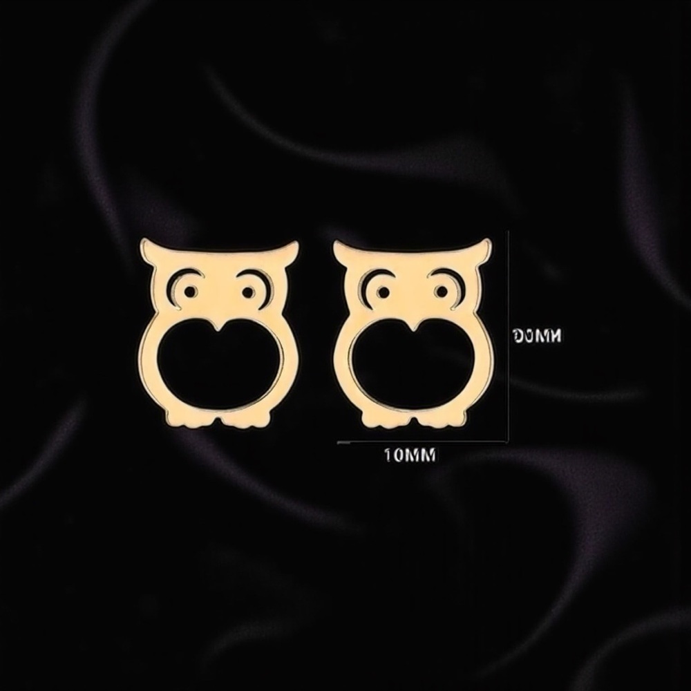 Stunning Gold Owl Stud Earrings - NWOT